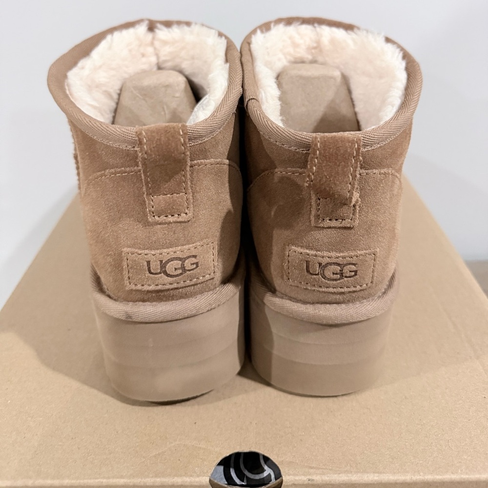 AUTHENTIC UGG Ultra Mini Platform - image 5